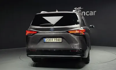 Toyota Sienna 2023, 55842 км, за 32969.93 USD