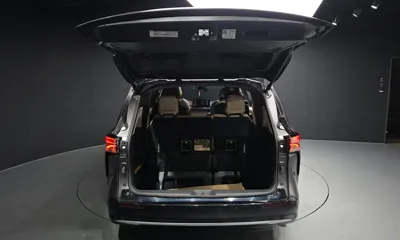 Toyota Sienna 2023, 55842 км, за 32969.93 USD - фото 20