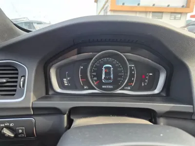 Volvo V60 2016, 123892 км, за 6498.62 USD - фото 7