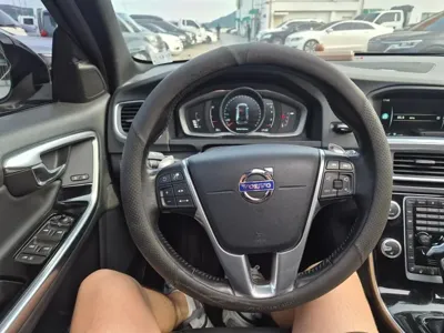 Volvo V60 2016, 123892 км, за 6498.62 USD - фото 8