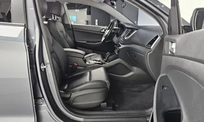 Hyundai Tucson 2016, 79606 км, за 7035.83 USD - фото 11