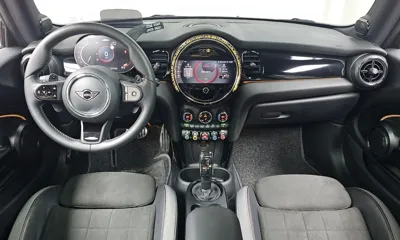 MINI Cooper 2023, 22431 км, за 22648.99 USD - фото 7