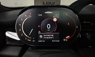 MINI Cooper 2023, 22431 км, за 22648.99 USD - фото 8