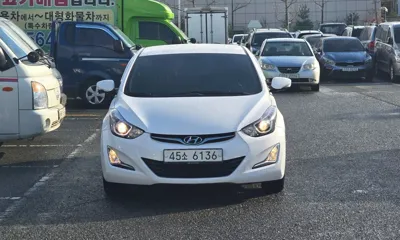 Hyundai Avante 2014, 64052 км, за 5196 USD
