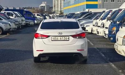 Hyundai Avante 2014, 64052 км, за 5196 USD