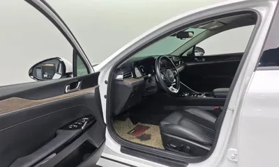 Kia K5 2023, 23763 км, за 28990.24 USD - фото 12