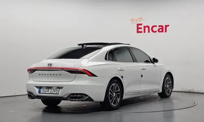 Hyundai Grandeur 2021, 48690 км, за 16214.1 USD