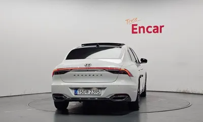 Hyundai Grandeur 2021, 48690 км, за 16214.1 USD