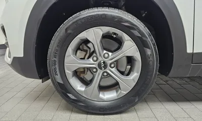 Kia Seltos 2022, 115878 км, за 8658.26 USD