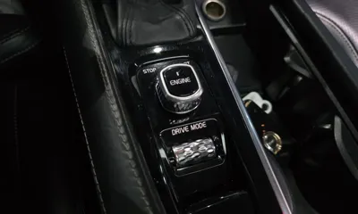 Volvo XC90 2017, 153187 км, за 15953.63 USD - фото 31