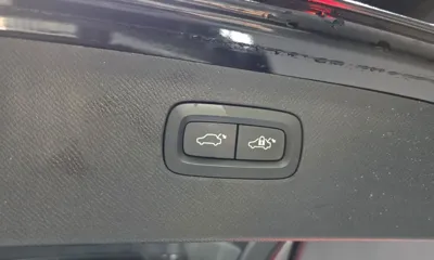 Volvo XC90 2017, 153187 км, за 15953.63 USD - фото 41