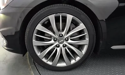 Hyundai Genesis 2016, 207324 км, за 7995.84 USD