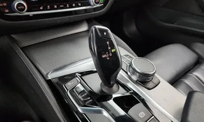 BMW 5-Series 2018, 145445 км, за 14441.38 USD - фото 9
