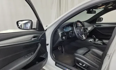 BMW 5-Series 2018, 145445 км, за 14441.38 USD - фото 10