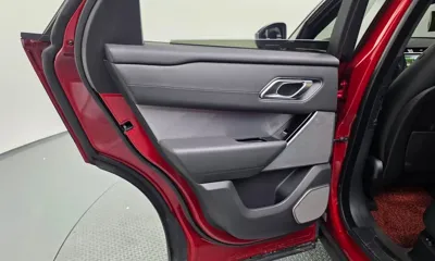 Land Rover Range Rover Velar 2019, 19052 км, за 47209.72 USD - фото 25