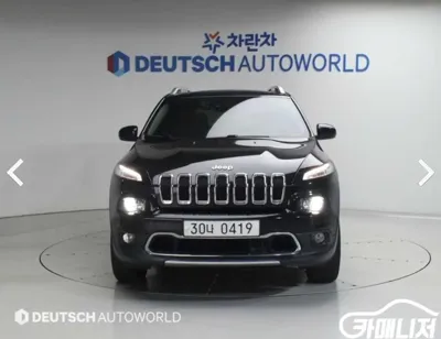Jeep Cherokee 2016, 176298 км, за 4069.84 USD