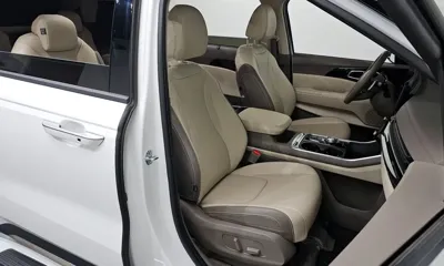 Kia Canival 2024, 42011 км, за 26840.41 USD - фото 10