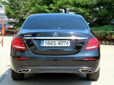 Mercedes-Benz E-Class 2020, 97640 км, за 13348.54 USD