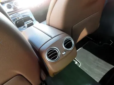 Mercedes-Benz E-Class 2020, 97640 км, за 13348.54 USD - фото 15