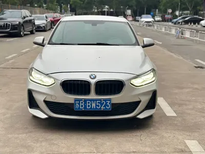 BMW 1 Series 2021, 27000 км, за 10152.83 USD
