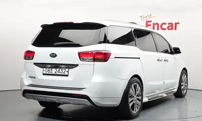 Kia Canival 2017, 126952 км, за 8205.33 USD