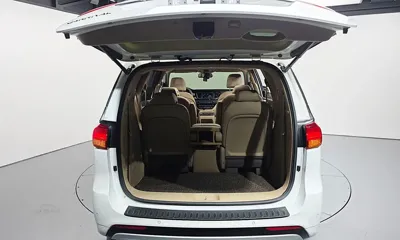 Kia Canival 2017, 126952 км, за 8143.33 USD - фото 20