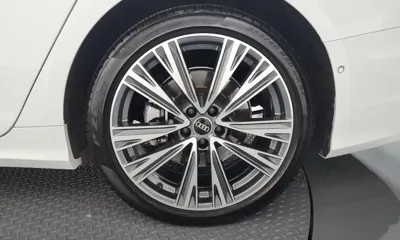 Audi A6 2023, 82309 км, за 22458.8 USD - фото 21