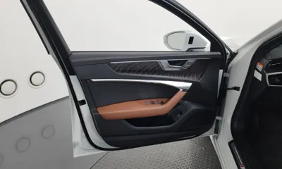 Audi A6 2023, 82309 км, за 22458.8 USD - фото 24