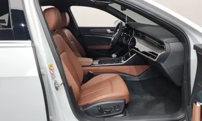 Audi A6 2023, 82309 км, за 22458.8 USD - фото 26