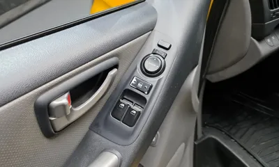 Hyundai Starex 2015, 149960 км, за 4955.4 USD - фото 14