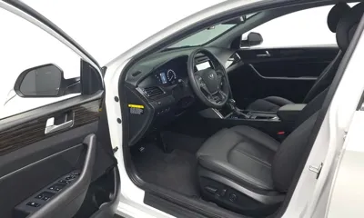 Hyundai Sonata 2017, 61591 км, за 6494.18 USD - фото 10