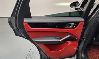 Porsche Cayenne 2020, 99197 км, за 42124.41 USD - фото 25