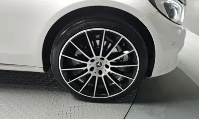 Mercedes-Benz C-Class 2018, 102981 км, за 11886.35 USD