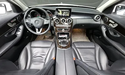 Mercedes-Benz C-Class 2018, 102981 км, за 11886.35 USD - фото 7