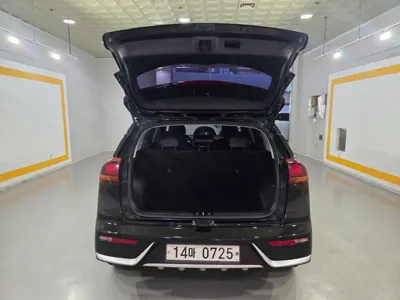 Kia Niro 2017, 122880 км, за 7745.83 USD - фото 17