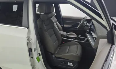 KG_Mobility_Ssangyong Torres 2023, 38795 км, за 14939.2 USD - фото 12