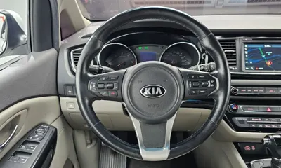Kia Canival 2016, 101245 км, за 6892.48 USD - фото 14