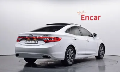 Hyundai Grandeur 2014, 148716 км, за 4160.44 USD