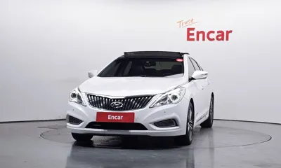 Hyundai Grandeur 2014, 148716 км, за 4160.44 USD