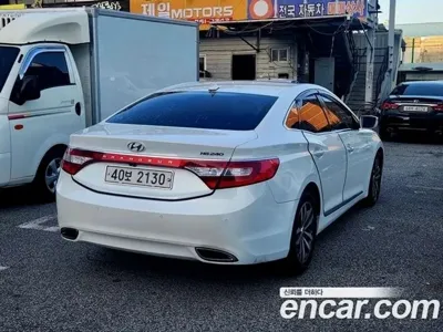 Hyundai Grandeur 2012, 207030 км, за 2511.9 USD