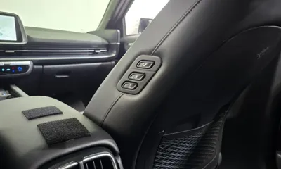 Hyundai Ioniq6 2024, 117075 км, за 18214.95 USD - фото 29