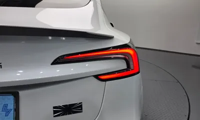 Tesla Model 3 2024, 43619 км, за 37719.89 USD - фото 23