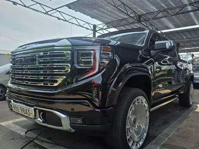 GMC Sierra 2025, 18000 км, за 55208.92 USD