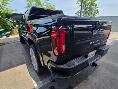 GMC Sierra 2025, 18000 км, за 55208.92 USD