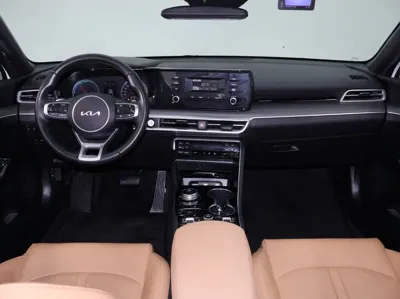 Kia K5 2023, 121247 км, за 7986.97 USD - фото 15