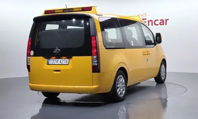 Hyundai Staria 2023, 29793 км, за 21337.52 USD