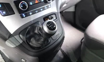 Hyundai Starex 2019, 104725 км, за 7995.84 USD - фото 9