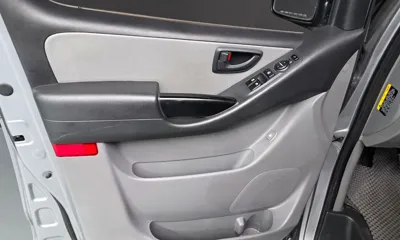 Hyundai Starex 2019, 104725 км, за 7995.84 USD - фото 24
