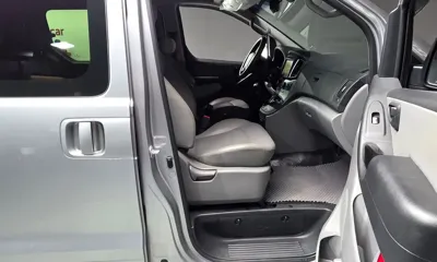 Hyundai Starex 2019, 104725 км, за 7995.84 USD - фото 26