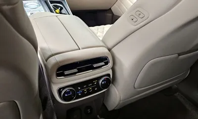 Genesis GV80 2022, 52347 км, за 37654.44 USD - фото 18